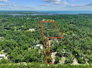 504 Roys Rd NW, Steinhatchee, FL 32359