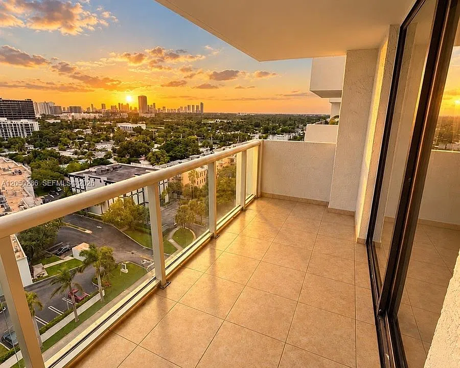 13499 Biscayne Blvd #1407