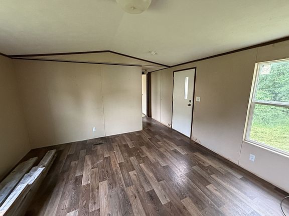 4th image of 1328 Bays Mountain Rd