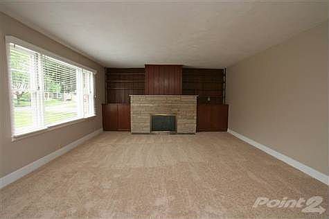 4th image of 1107 N Ringold St