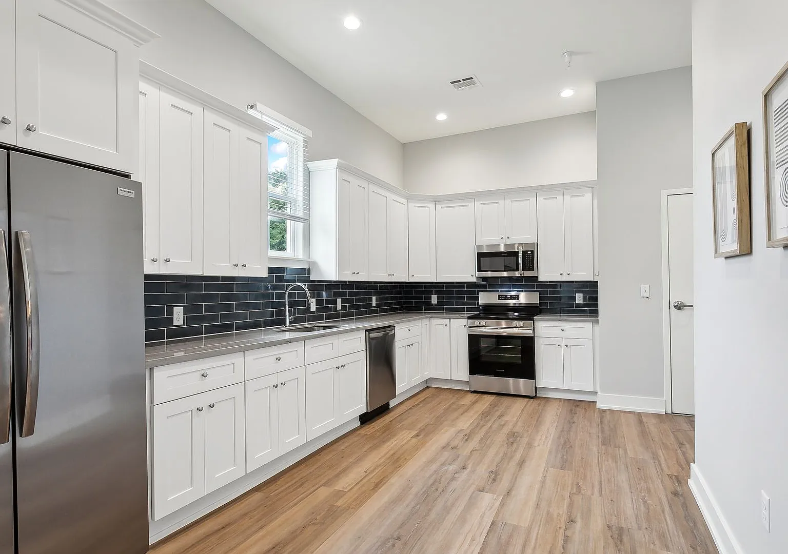 New Construction Apartment!! — Photo 4