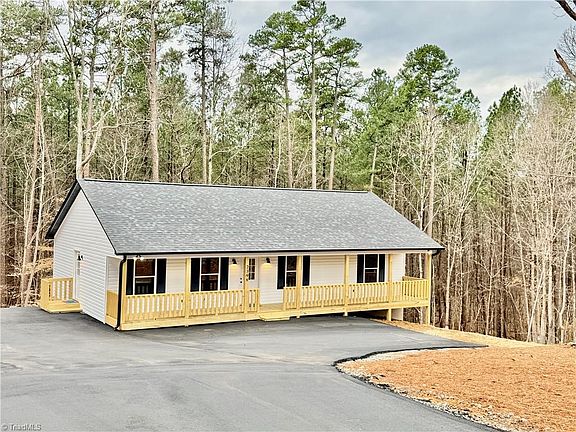 4th image of 2396 Burkhart Rd