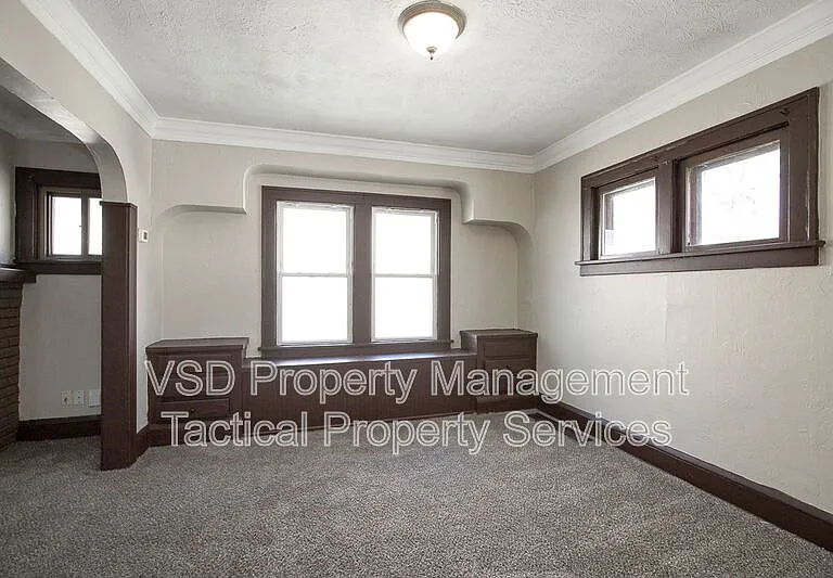 19101 Nitra Ave — Photo 18