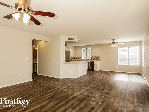 3rd image of 6768 N 77th Ave