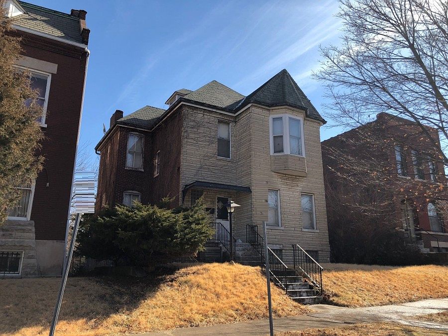 2nd image of 4406 Pennsylvania Ave
