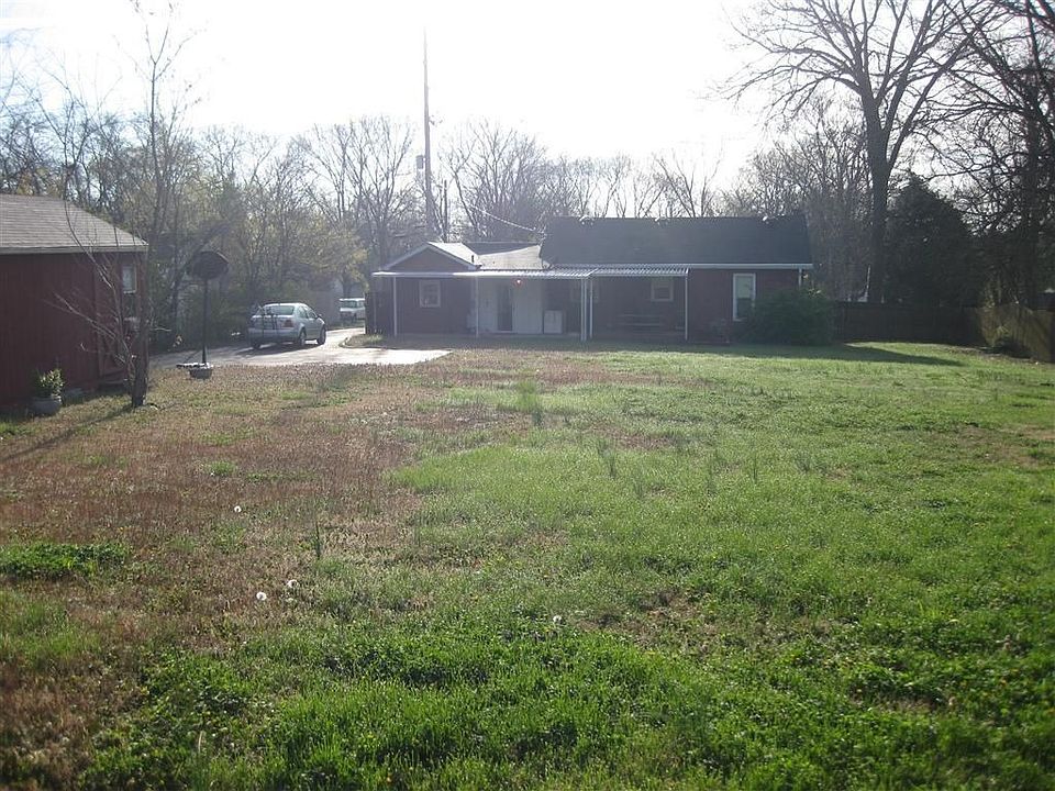 1st image of 3838 Saunders Ave