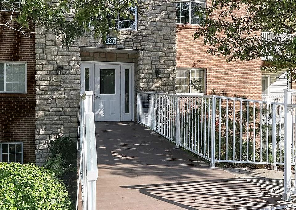 1st image of 660 Friars Ln APT 7