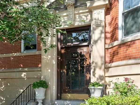 231 Rawson Rd APT 6, Brookline, MA 02445