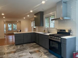 134 Highland Ave FLOOR 1, Midland Park, NJ 07432