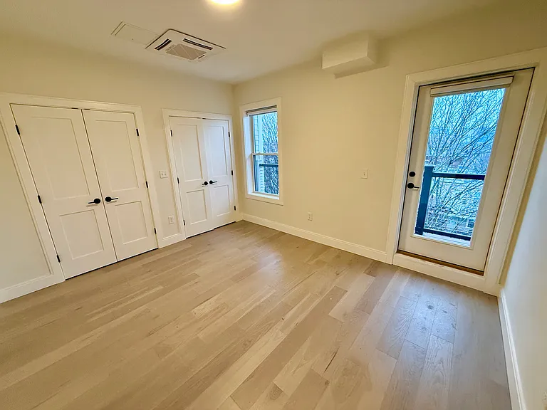 120 Emerson St #6 — Photo 12