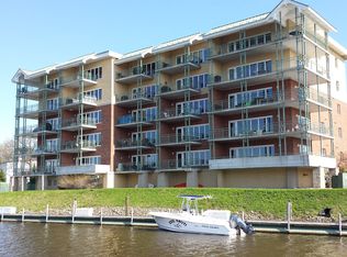 815 Wells St UNIT 301, South Haven, MI 49090