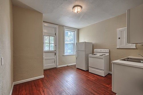 4th image of 3124 Maury Ave