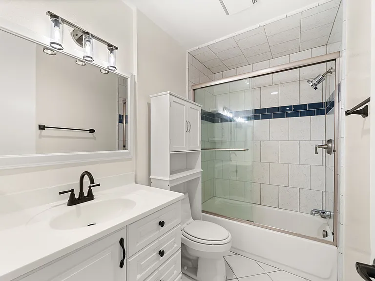 6050 Canterbury Dr #H130 — Photo 14