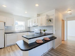 1914 Ahlers Ave APT 3, Centralia, WA 98531
