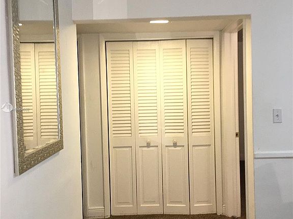 5th image of 6911 E Bay Dr #5
