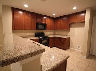 16033 Summerville Lake Dr, Tomball, TX 77377