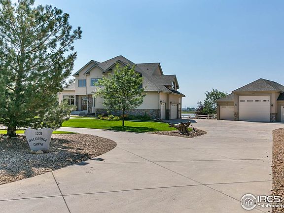 3rd image of 1221 Baldridge Dr