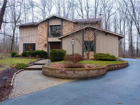 2115 Galilee Oval, Hinckley, OH 44233