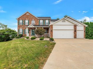 2404 Boardwalk Pl, Saint Louis, MO 63129
