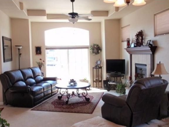 3rd image of 4323 Moraine St