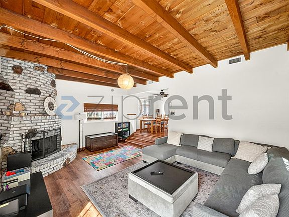 5th image of 3039 Oregon Ave
