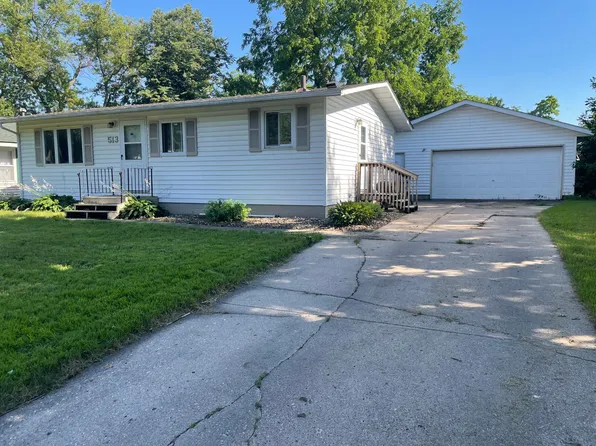 513 8th Ave NW, Waseca, MN 56093