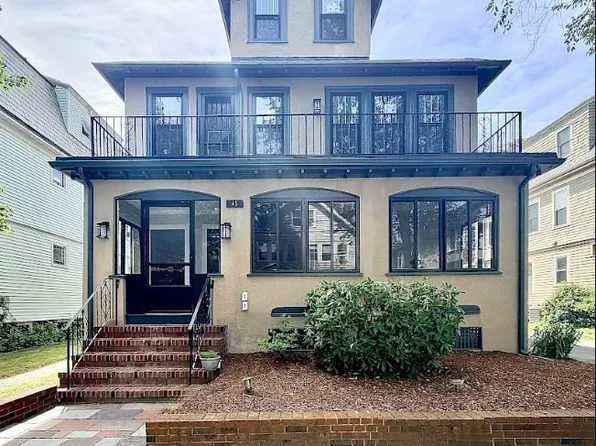 45 Grafton St #1, Arlington, MA 02474