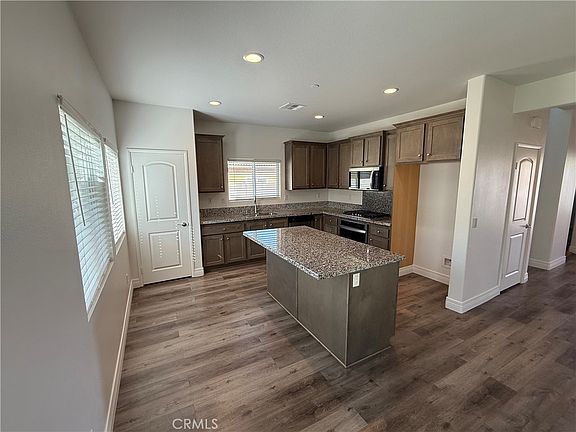 3rd image of 10630 Appaloosa Ave #10630
