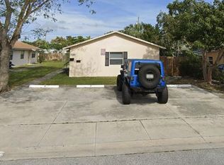 920 W 36th St APT 1, Riviera Beach, FL 33404