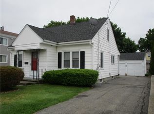 37 Garden Dr, Bridgeport, CT 06606