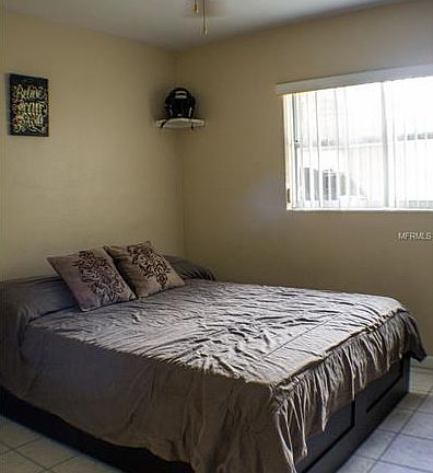 5th image of 5570 Sanibel St #6