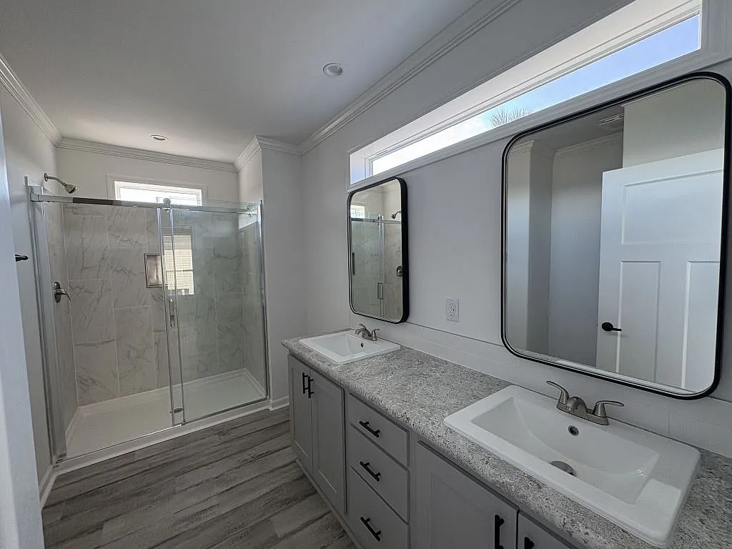3 bed, 2.0 bath, 1460 sqft, $1,399 — Photo 3
