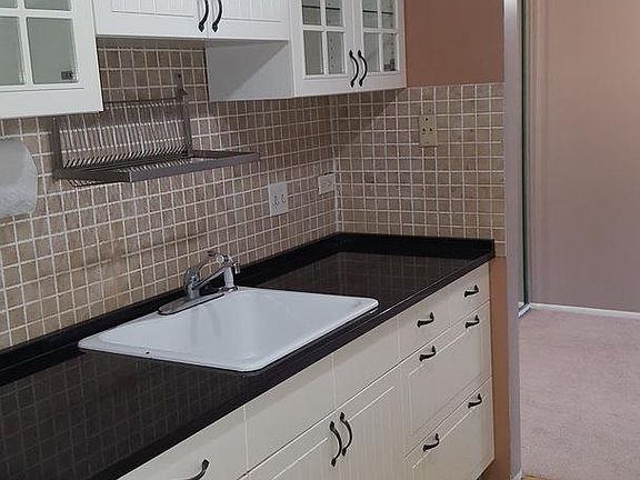 5th image of 13A Kingery Quarter St #204