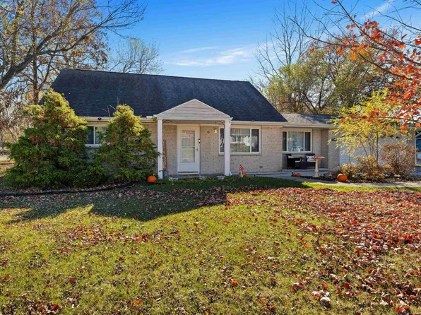 2430 Garden Park Dr, Fort Wayne, IN 46825