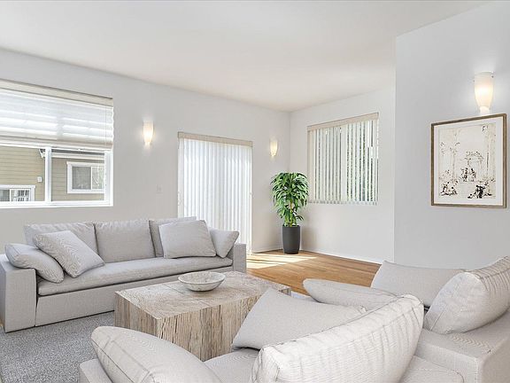 3rd image of 1053 156th Ave NE