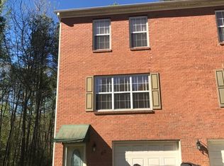 60 Davis Mill Ct, Lawrenceville, GA 30044