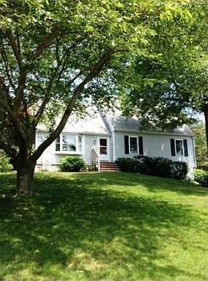 2nd image of 80 N Triangle Dr