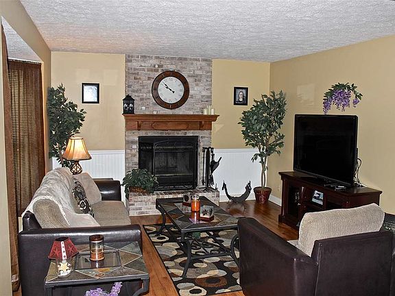 4th image of 1712 Wycliffe Dr