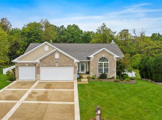 6011 Brookview Heights Dr, Imperial, MO 63052