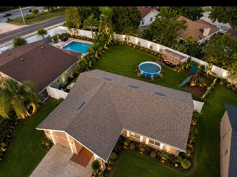 625 Country Club Dr — Photo 6