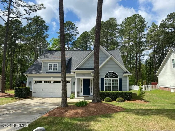24 Orchard Falls Drive, Spring Lake, NC 28390
