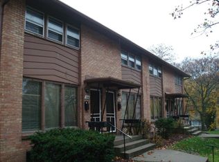 908 Maybelle St NE, Grand Rapids, MI 49503