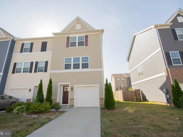 127 Vespucci Ln, Martinsburg, WV 25404