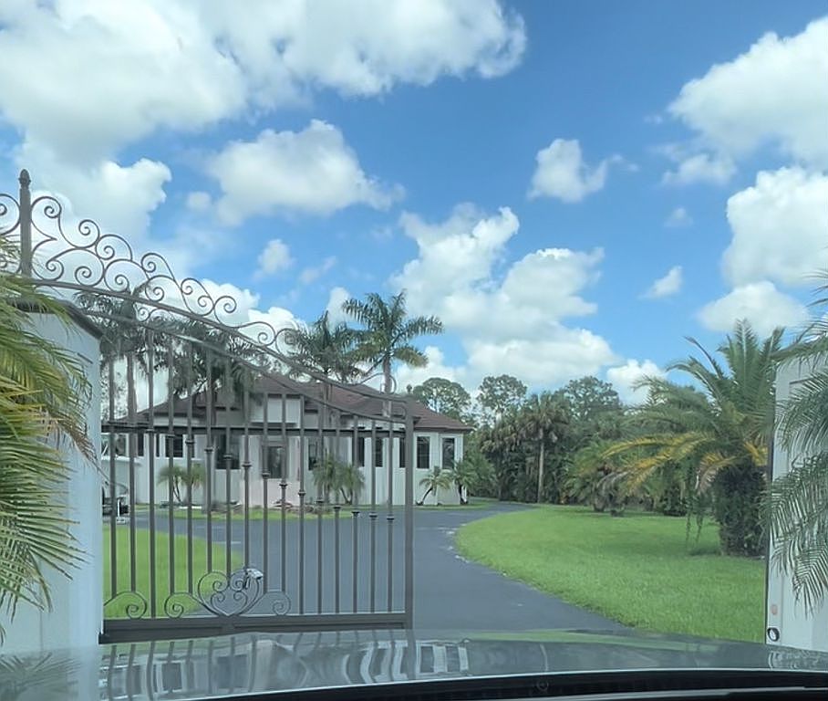 1361 Golden Gate Blvd W, Naples, FL 34120 Zillow