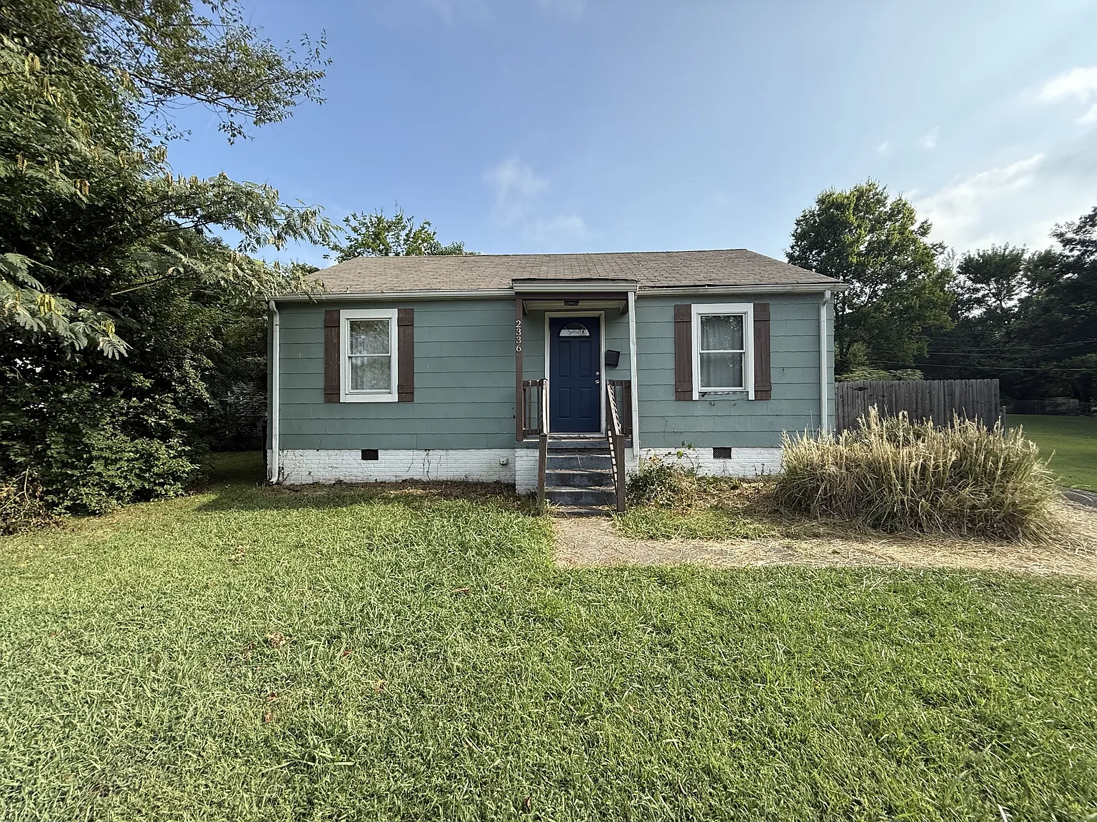 2336 Boxwood - 2336 — Photo 1