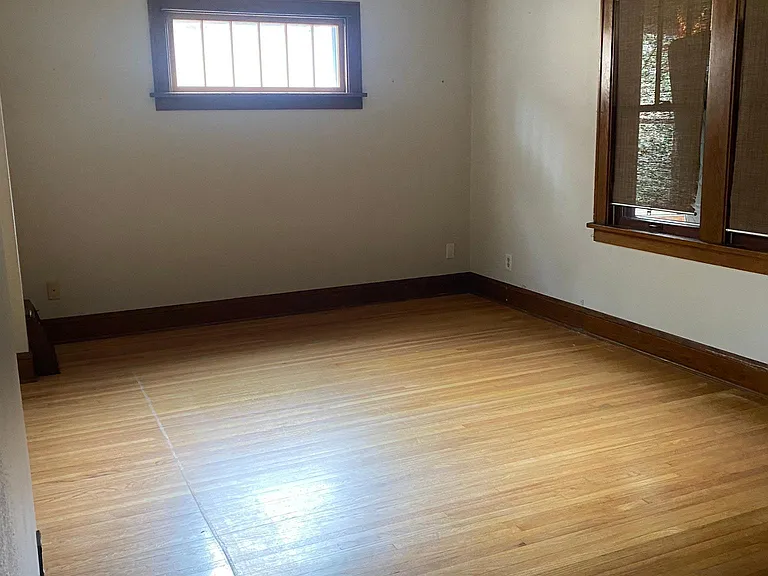 1286 Lafond Ave — Photo 2