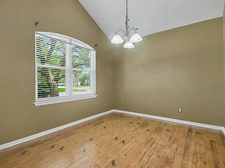 51 Cranberry Ct — Photo 16