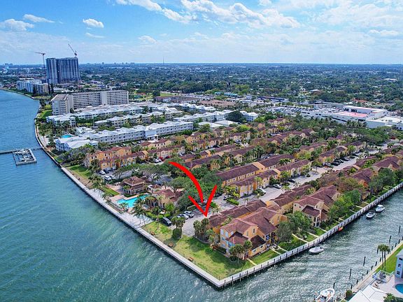 2nd image of 1155 Lake Shore Dr APT 205