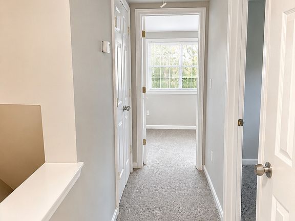 5th image of 4631 Dowell Ln