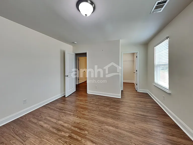210 Parkside Blvd — Photo 19